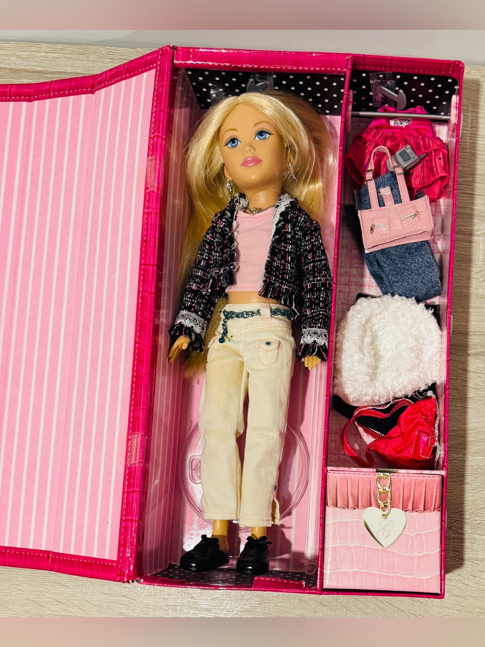 Vintage Mattel My Scene Kennedy Doll Trunk Closet Wardrobe Playset Accessories